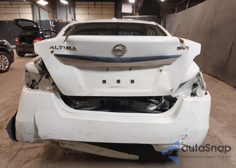 2015 Nissan Altima 2.5 Sv z USA, uszkodzony, nr VIN 1N4AL3AP8FC467172